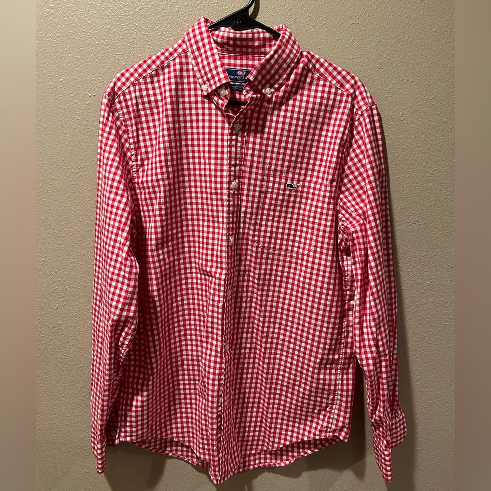 Men’s Vineyard Vines long sleeved